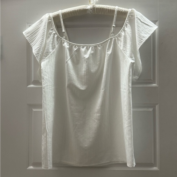 White Blouse, sz med - Picture 2 of 4